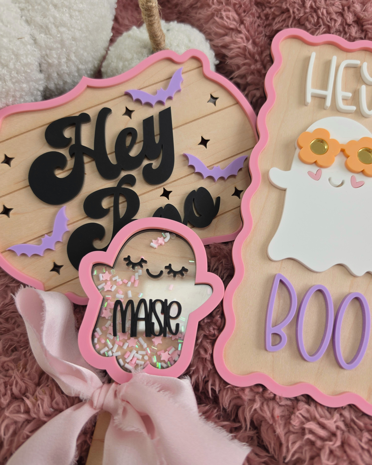 Spooky Hey Boo Vertical Wavy Edge Sign - Retro Halloween Decor