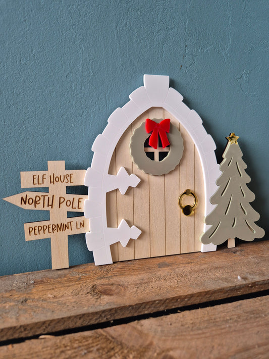 Christmas Elf Door Personalised Decoration - Wooden Elf Arrival Scene