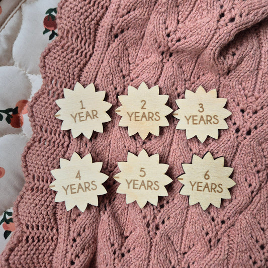 Flower Wooden Height Chart Markers - Set of 6 Growth Milestone Tags