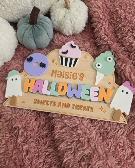 Spooky Sweet Treats Interchangeable Crate and Boo Basket Plaque