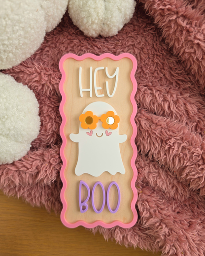 Spooky Hey Boo Vertical Wavy Edge Sign - Retro Halloween Decor