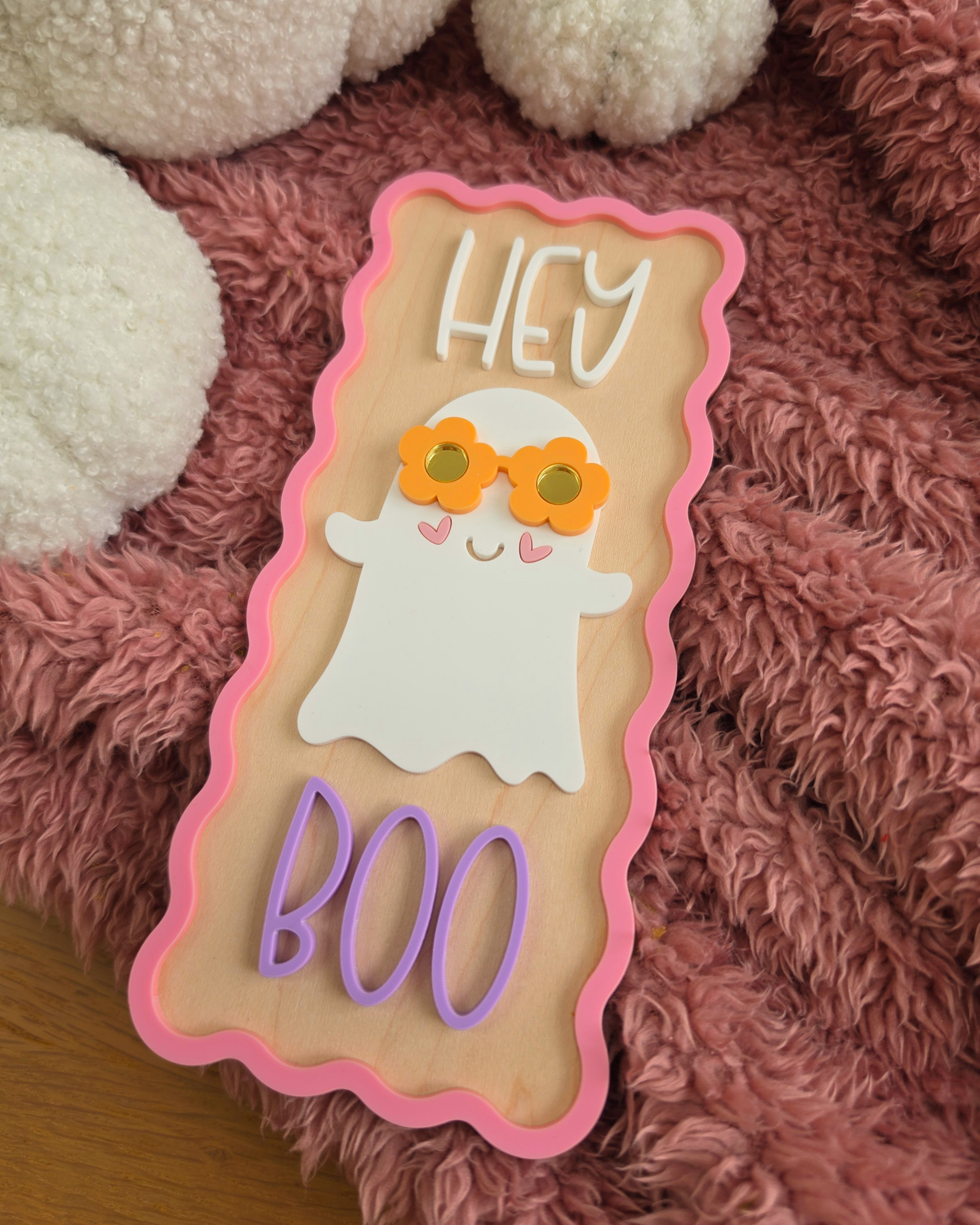 Spooky Hey Boo Vertical Wavy Edge Sign - Retro Halloween Decor