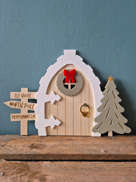 Christmas Elf Door Personalised Decoration - Wooden Elf Arrival Scene